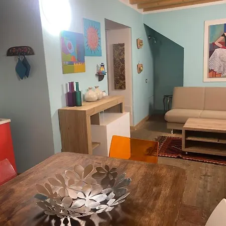 艾都阁楼公寓 公寓